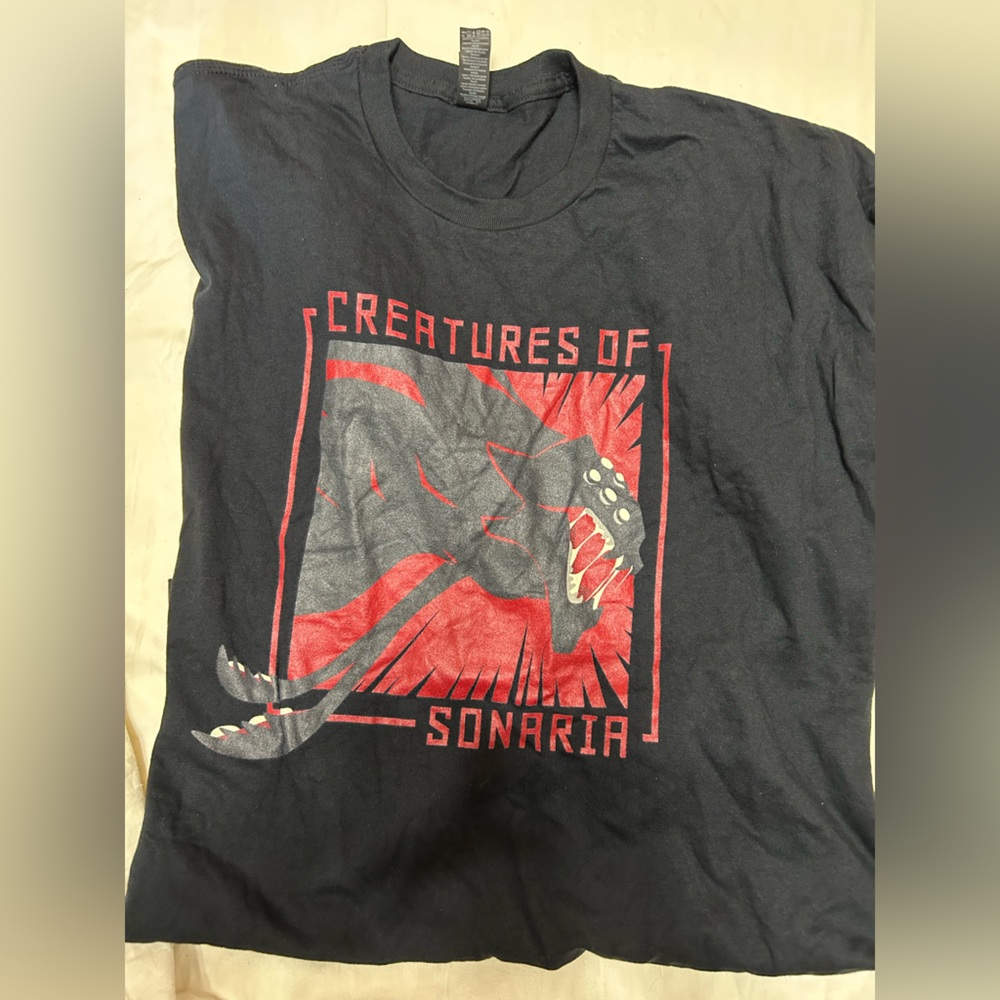 Creatures of Sonaria, Korathos Black Tee